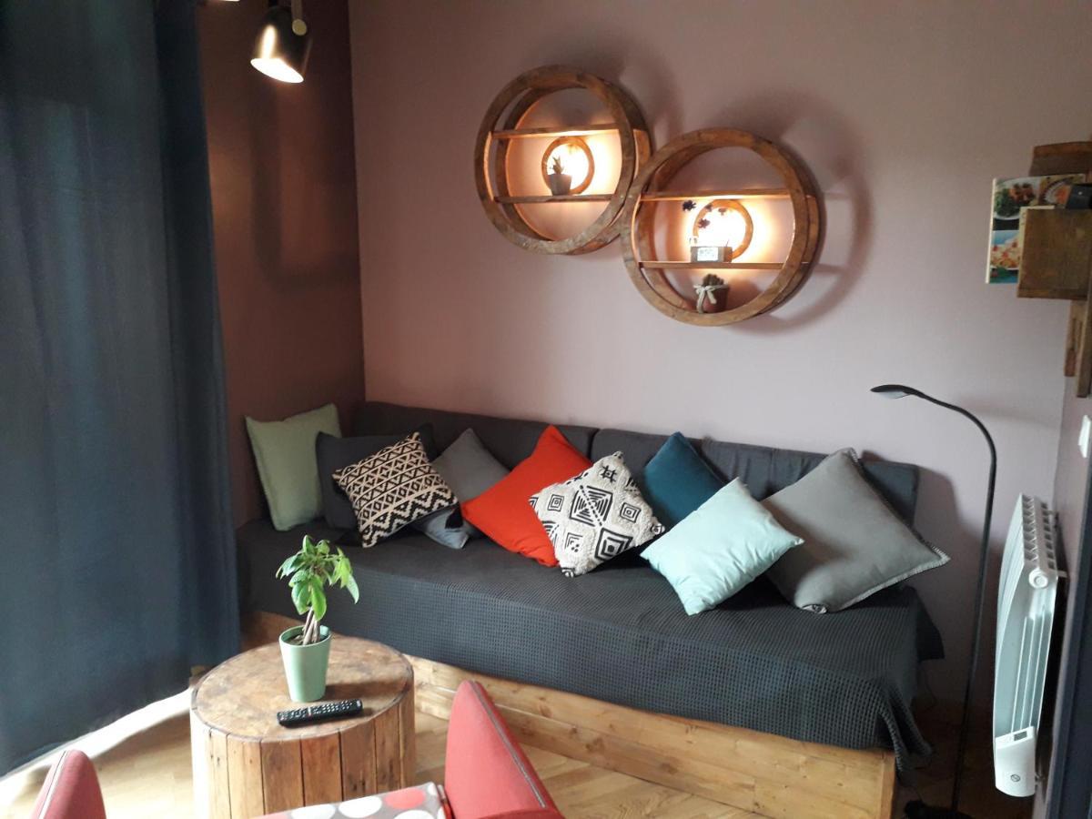 Gite Avec Option Bien-Etre Sur La Veloscenie Montigny-le-Chartif Extérieur photo
