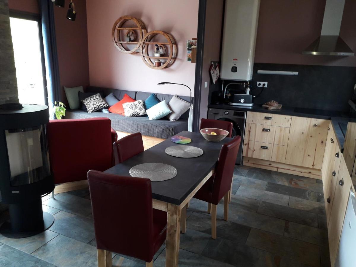 Gite Avec Option Bien-Etre Sur La Veloscenie Montigny-le-Chartif Extérieur photo