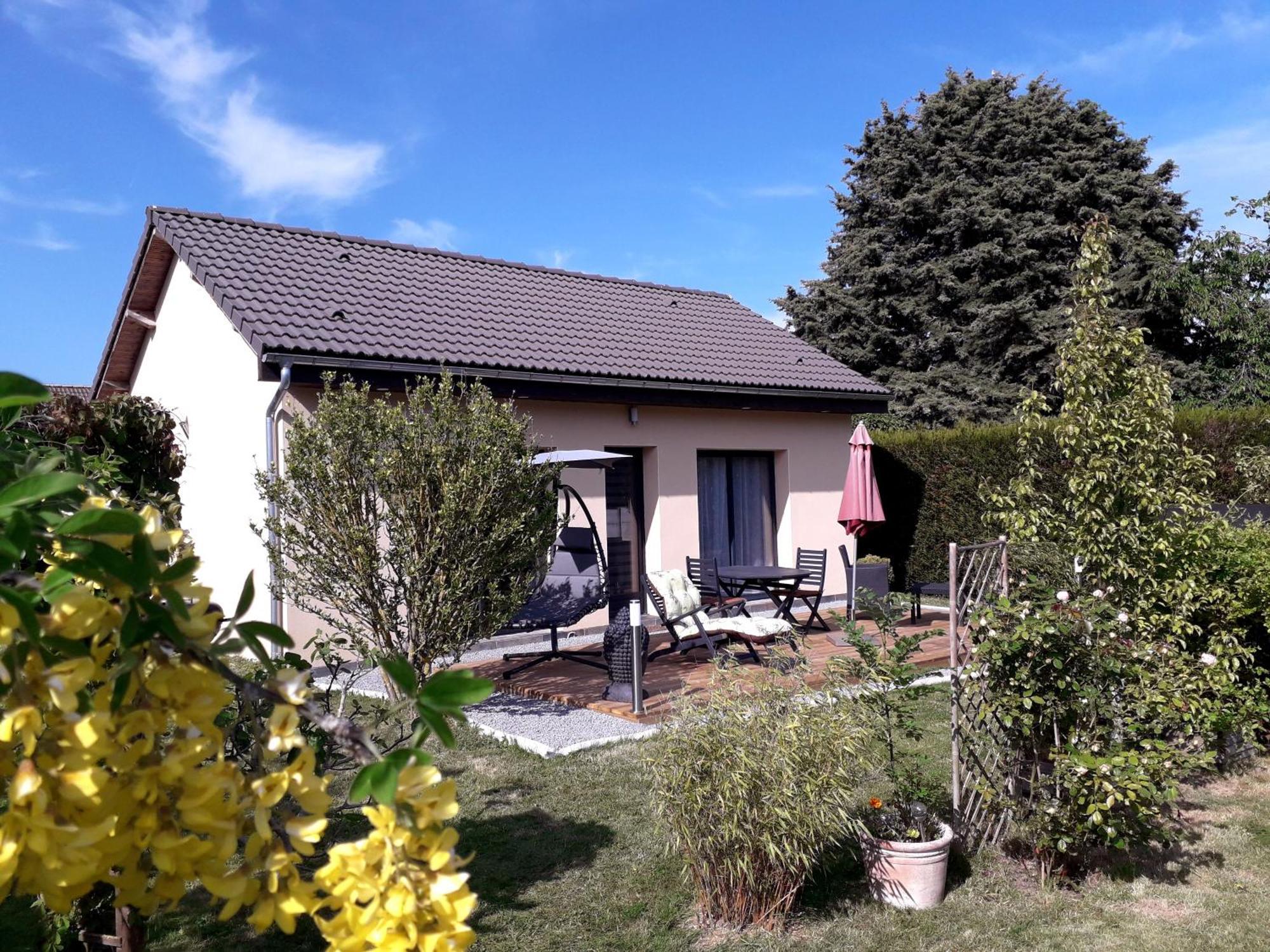 Gite Avec Option Bien-Etre Sur La Veloscenie Montigny-le-Chartif Extérieur photo